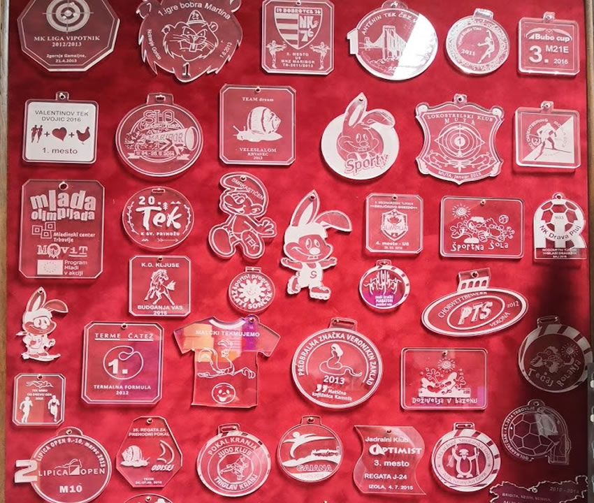 Plexiglas medalje